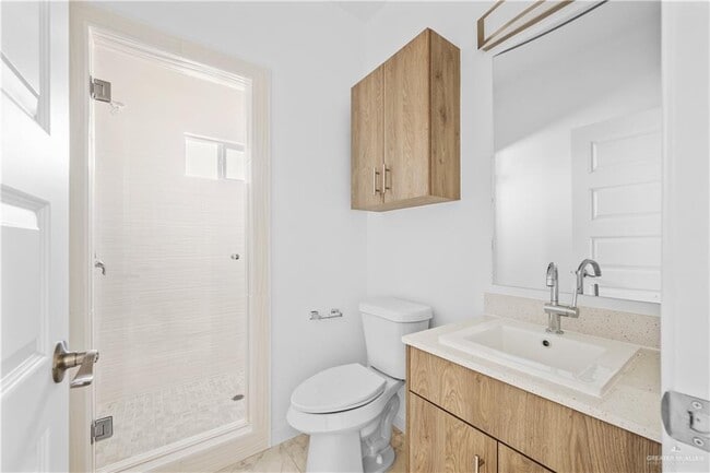 Building Photo - 14 Vision St