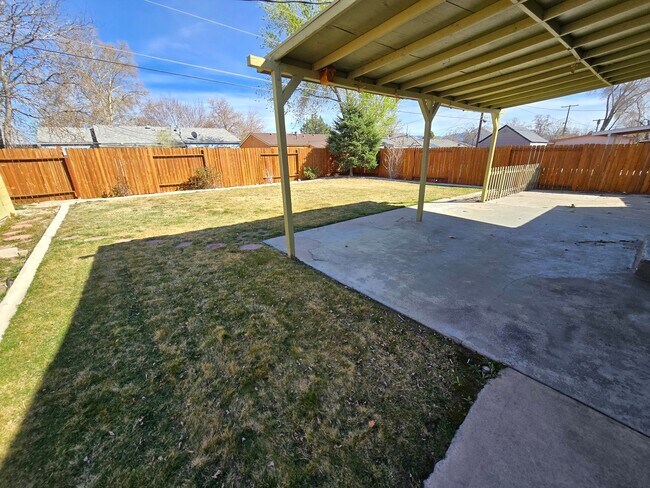 Building Photo - Beautifully Updated Single-Story Home in Sparks