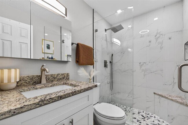 Building Photo - 6501 Livingston Ave N