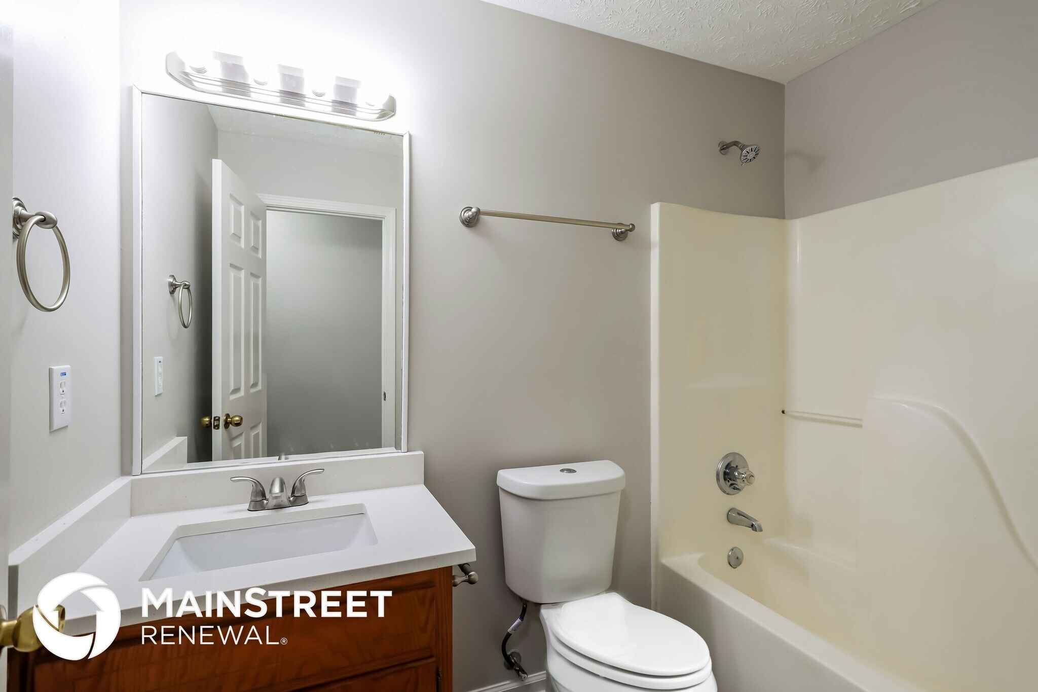 Building Photo - 5107 Scenic View Rd