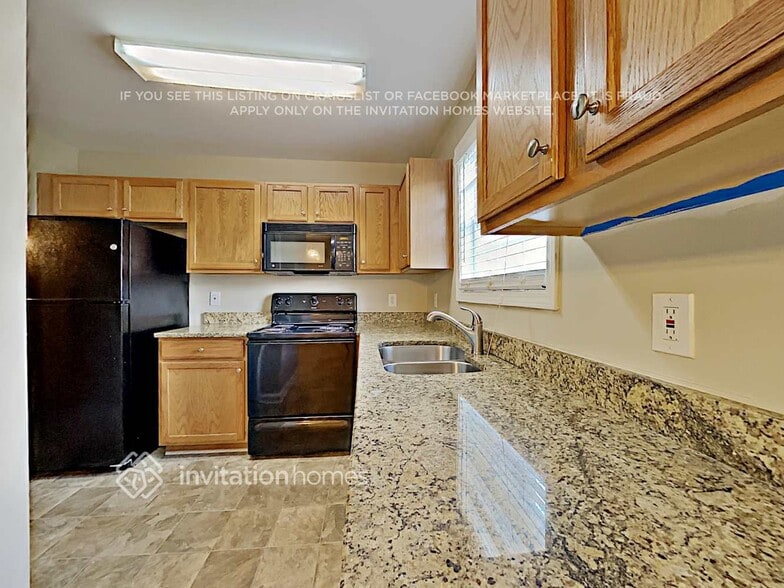 Building Photo - 6480 Snow Bird Ln