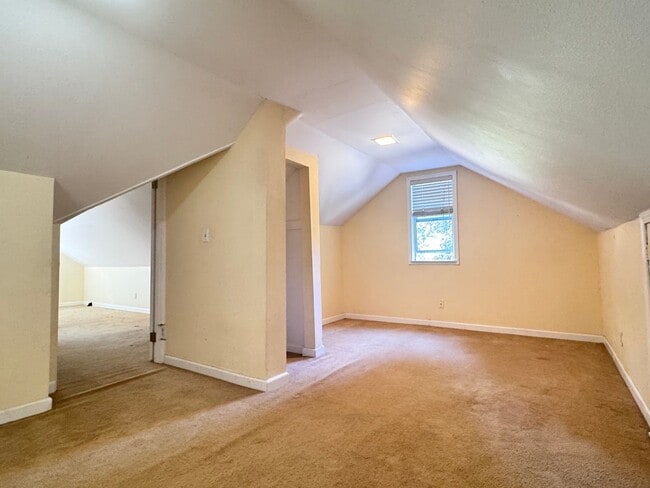 Building Photo - Welcome to this charming 3 bedroom, 2 bathroom house located in  Nevada City