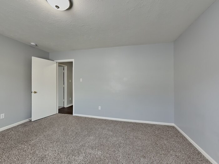 Building Photo - 29014 Fox Fountain Ln