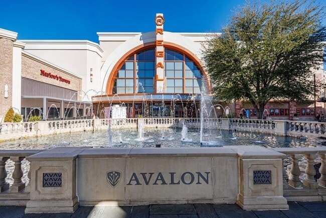 Building Photo - 440 Baroque Dr