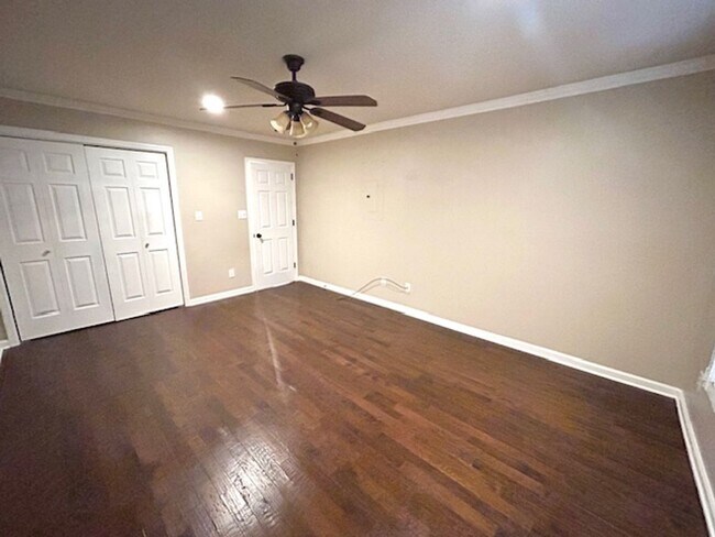 Building Photo - Prime Madison Location – Home for Rent