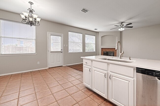 Building Photo - 2804 Hudson Crossing