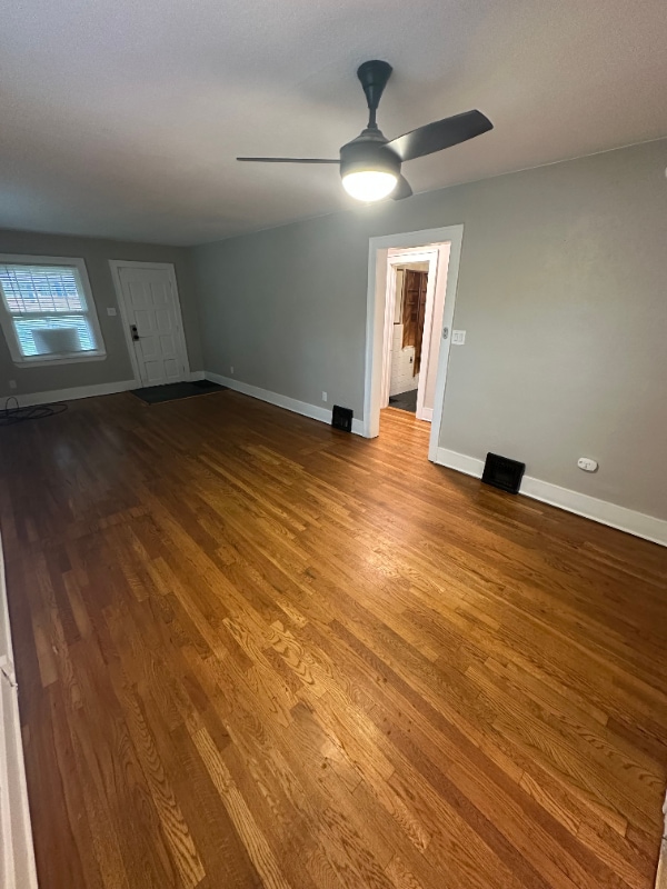 Building Photo - 1601 N El Paso St