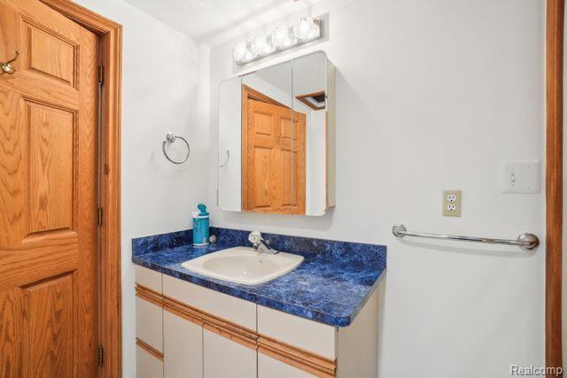 Building Photo - 3641 Mann Rd