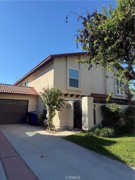 Building Photo - 1103 Cll Malaga