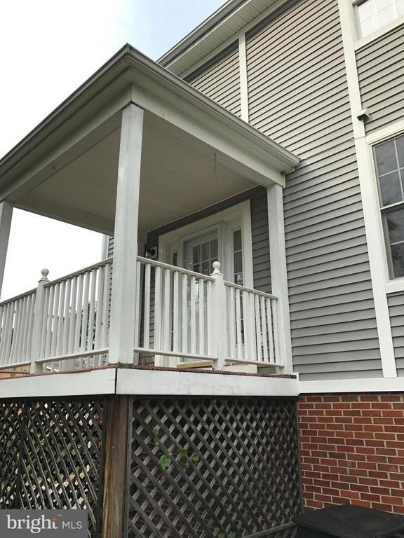 Building Photo - 2022 S Glebe Rd