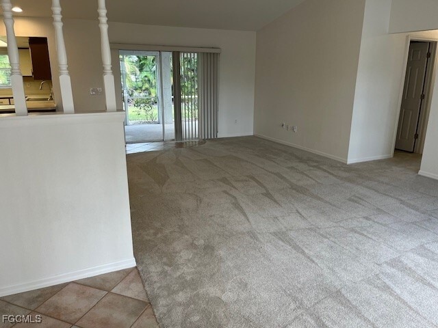 Building Photo - 3621 SE 5th Ct