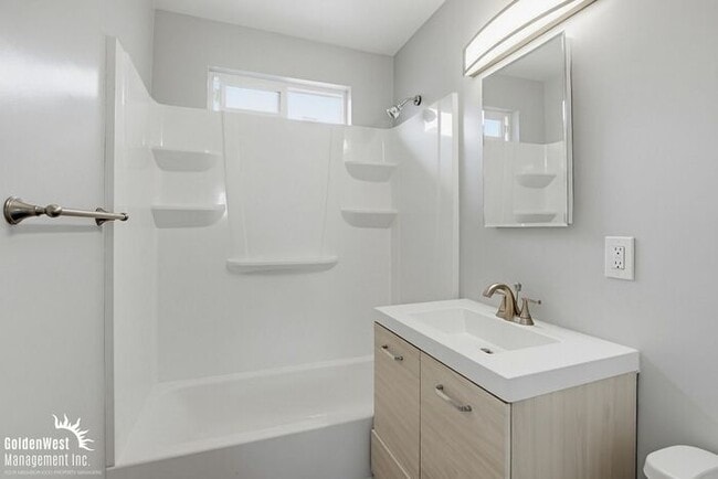 Building Photo - Fully Updated 3Bdm 2Ba Home Located in a Prime Area of San Diego