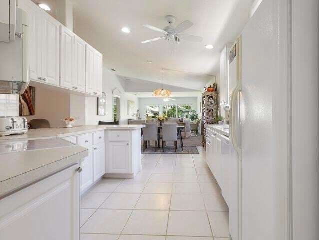 Building Photo - 8363 Cozumel Ln