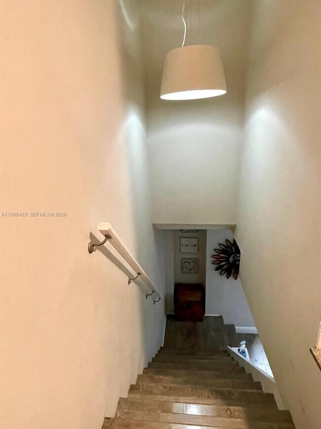 Building Photo - 8423 SW 137th Ave