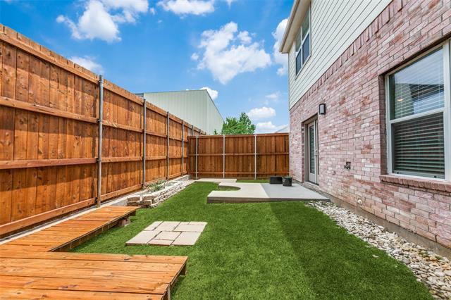 Building Photo - 17454 Energy Ln