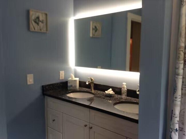 Building Photo - 44 Allagash Trail