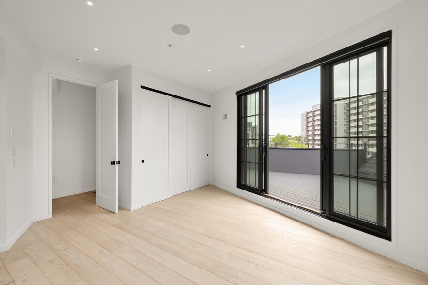 Building Photo - 1451 Maryland Ave NE