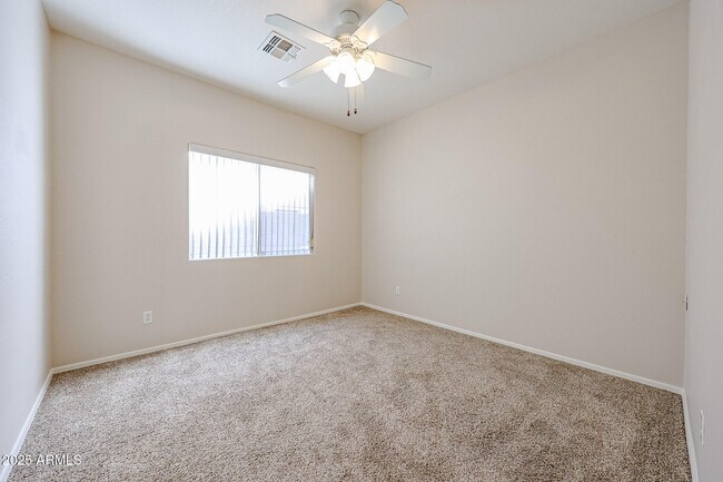 Building Photo - 8442 W Mary Ann Dr
