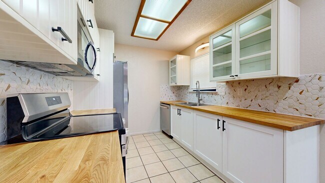 Building Photo - 2603 Lu Cir