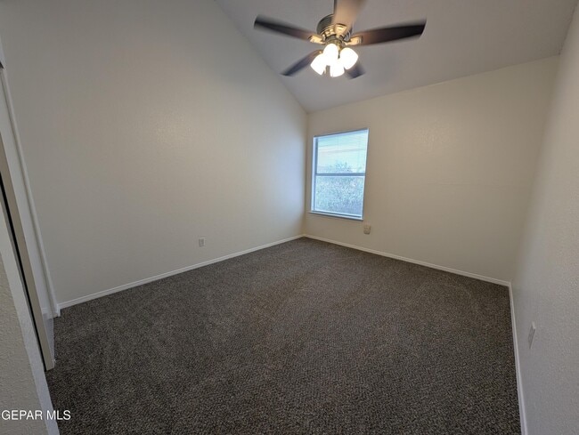 Building Photo - 3149 Crazy Horse Dr