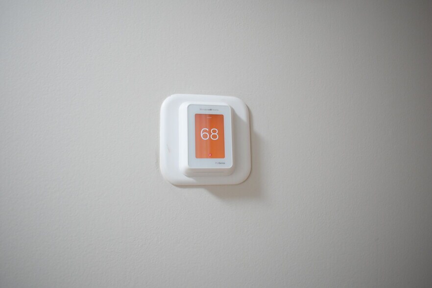 Building Photo - 4839 Berkley Dr