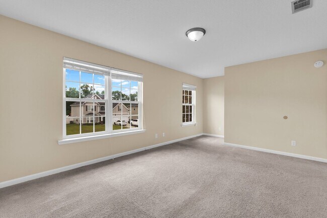 Building Photo - AVAILABLE MAY 2025 [NO PETS PREFERRED: x1 ...