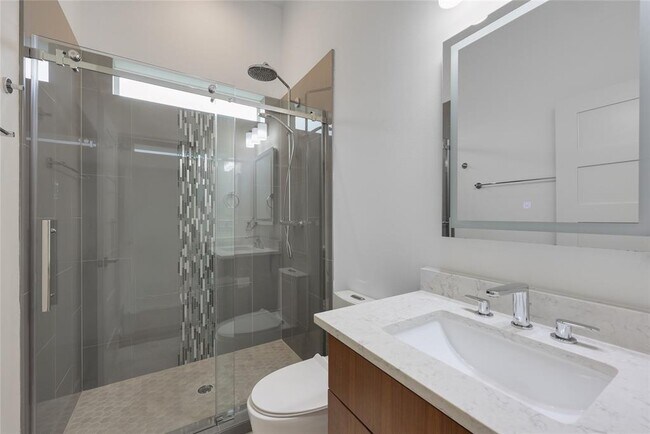 Building Photo - 108 Tillery St