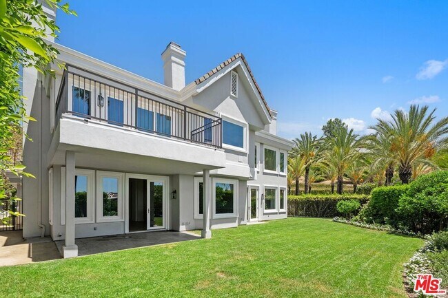 Building Photo - 16802 Cll De Sarah