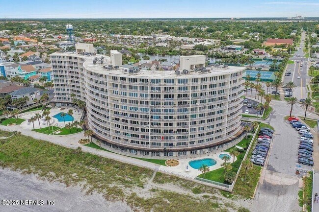 Building Photo - 1601 Ocean Dr S