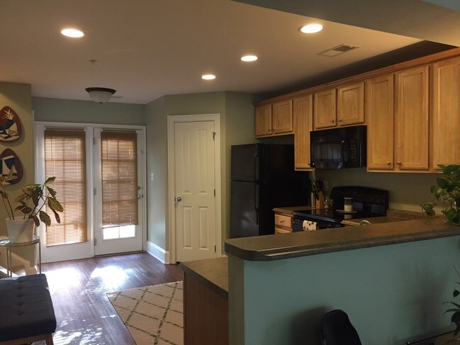 kithcen - 5314 Park Rd