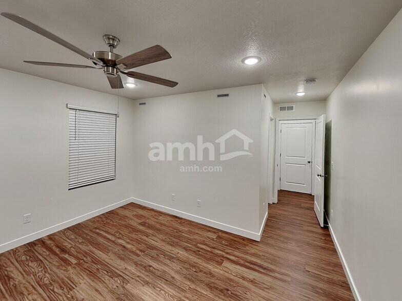 Building Photo - 8937 Wilroy Rd