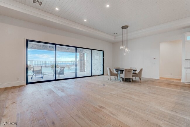 Building Photo - 756 Bruce Moorland St