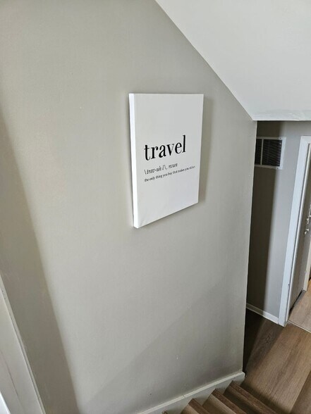 Building Photo - 3010 S 46th Ave