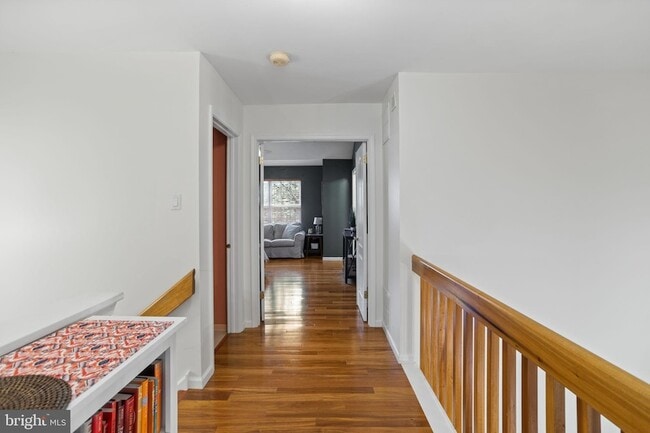 Building Photo - 2302 Harvard Dr