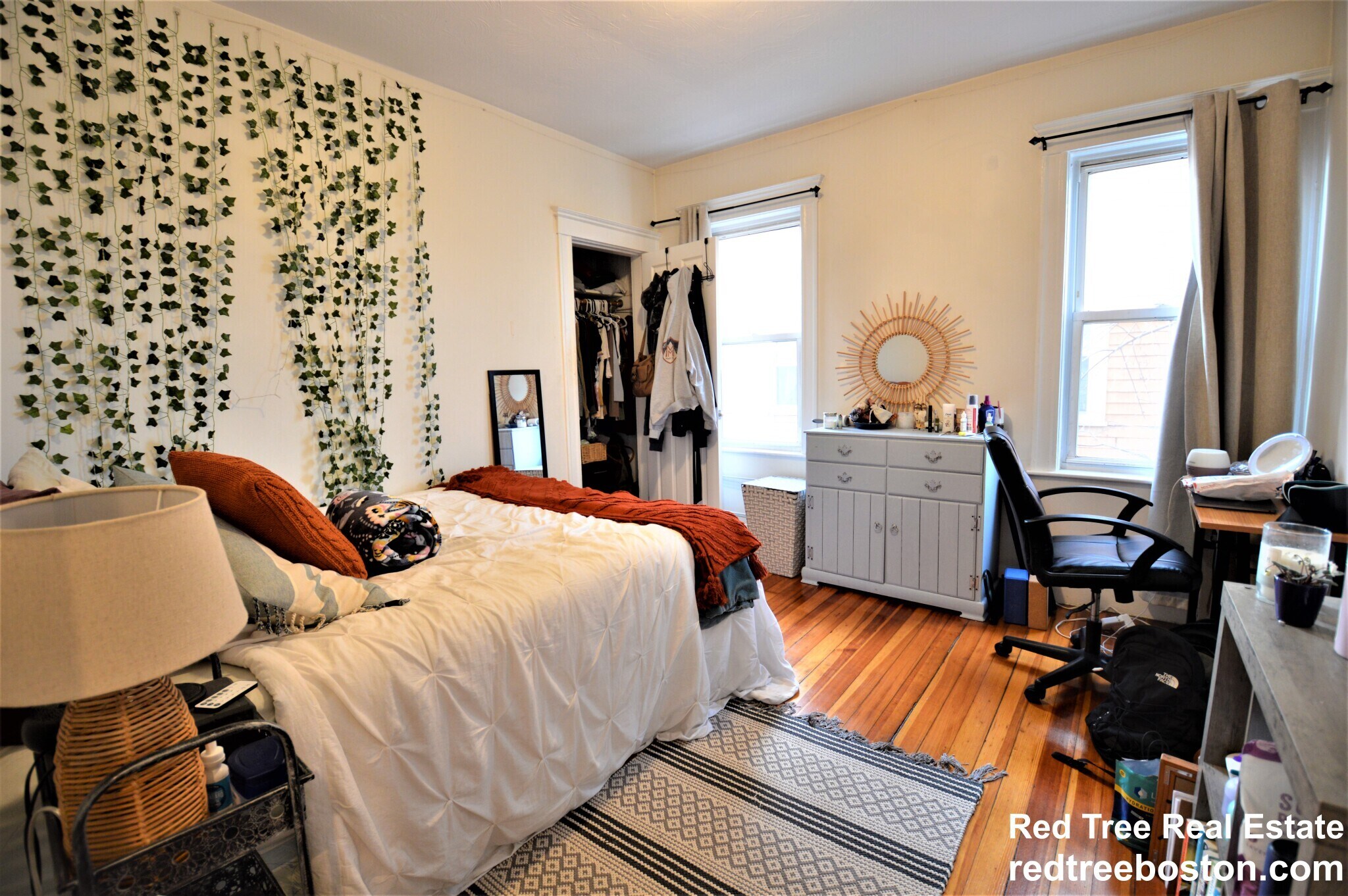 Building Photo - 90 Montebello Rd