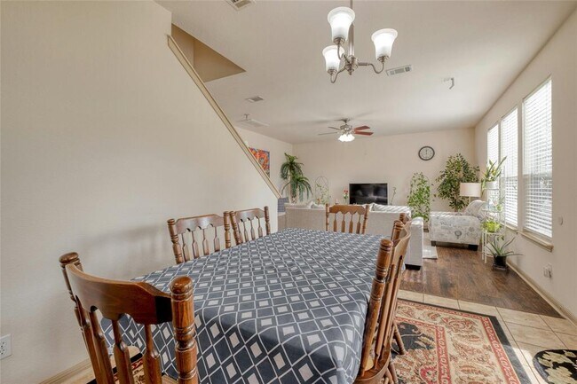 Building Photo - 20632 Farm Pond Ln