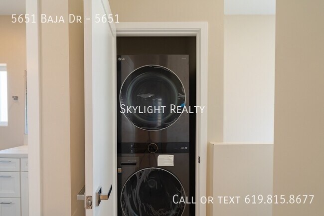 Building Photo - 5651 Baja Dr