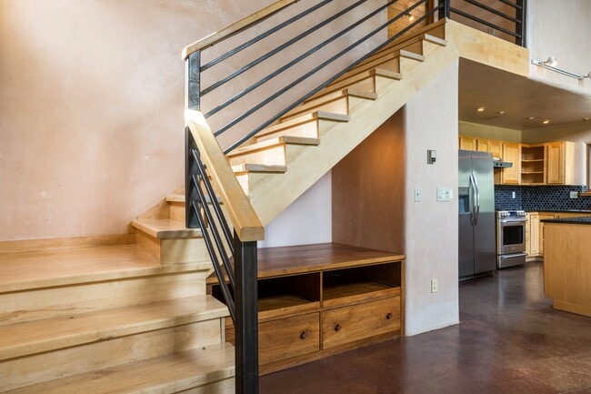 Building Photo - 27 Spanish Peaks Rd