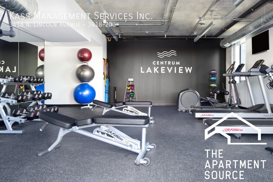 Building Photo - 3420 N Lincoln Ave