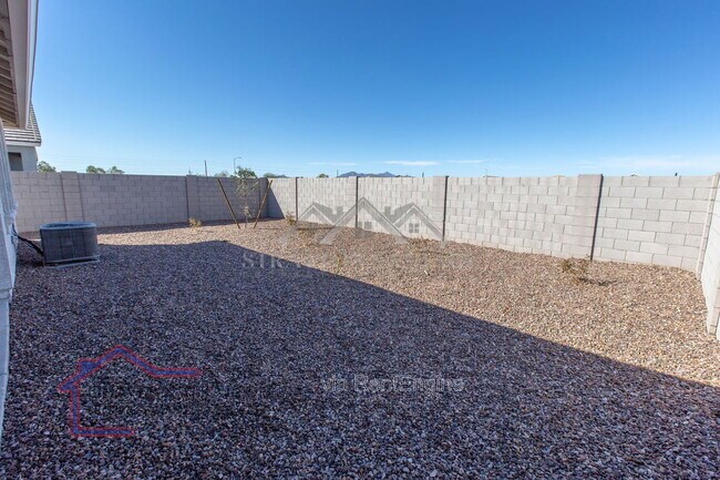 Building Photo - 44498 W Palo Aliso Way