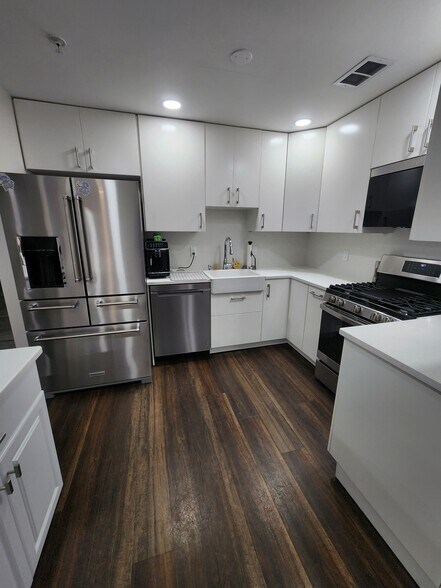 Remodeled Kitchen 4 - 44 Ridgedale Ave