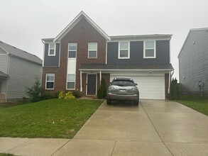 Building Photo - Available NOW - 5 bedroom, 3 full bathroom house - $2,950/month