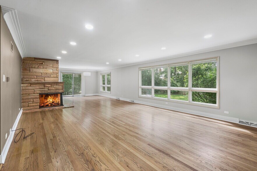 Building Photo - 2712 2nd Private Rd