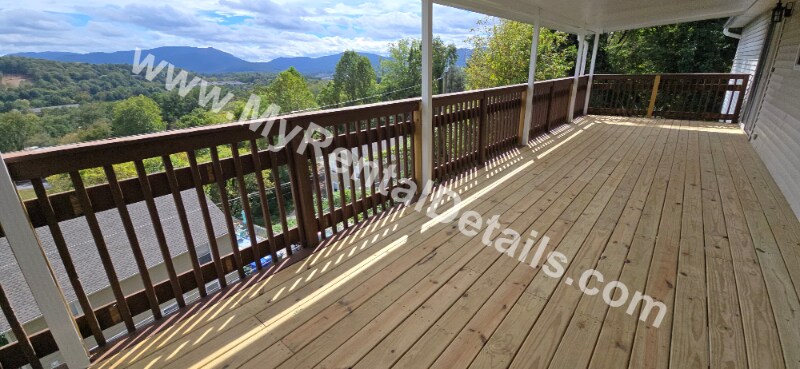 Building Photo - 11 Wayside Rd