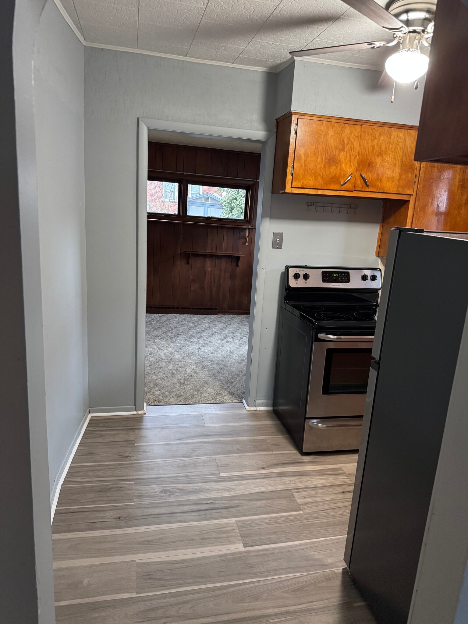 Building Photo - 2121 Cherry Ave