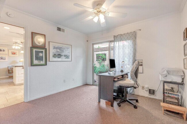 Building Photo - Recently updated spacious 3 bedroom 2.5 bath townhome available soon