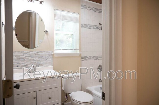 Building Photo - 2841 Pheasant Dr