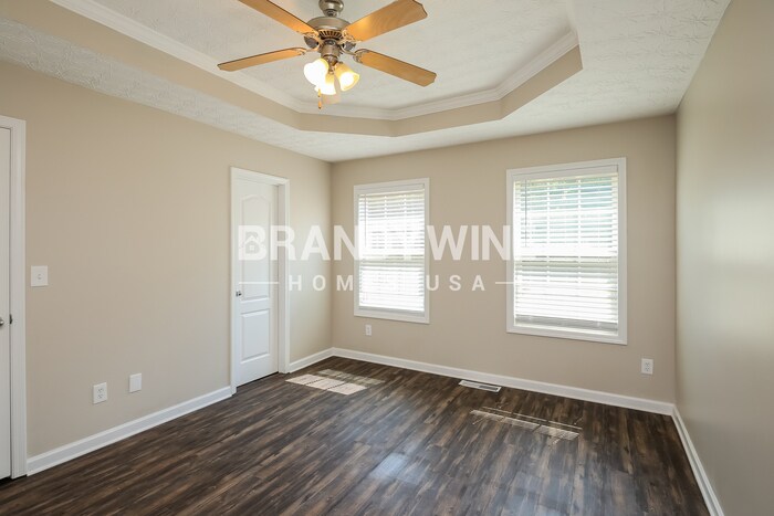 Building Photo - 814 Evergreen Dr