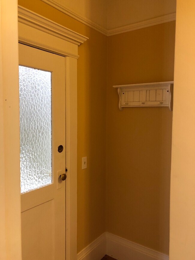 Building Photo - 2345 Fulton St