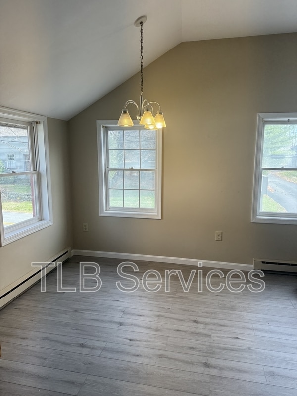 Building Photo - 15927 PA-407